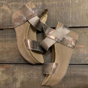 Corky’s bronze wedges. Size 8.